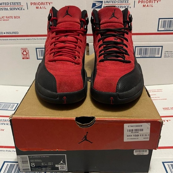 Nike Air Jordan 12 Retro “Reverse Flu Game” 2020
Sneakers shoes streetwear hype main image 4